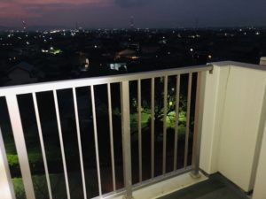 期間工のベランダ